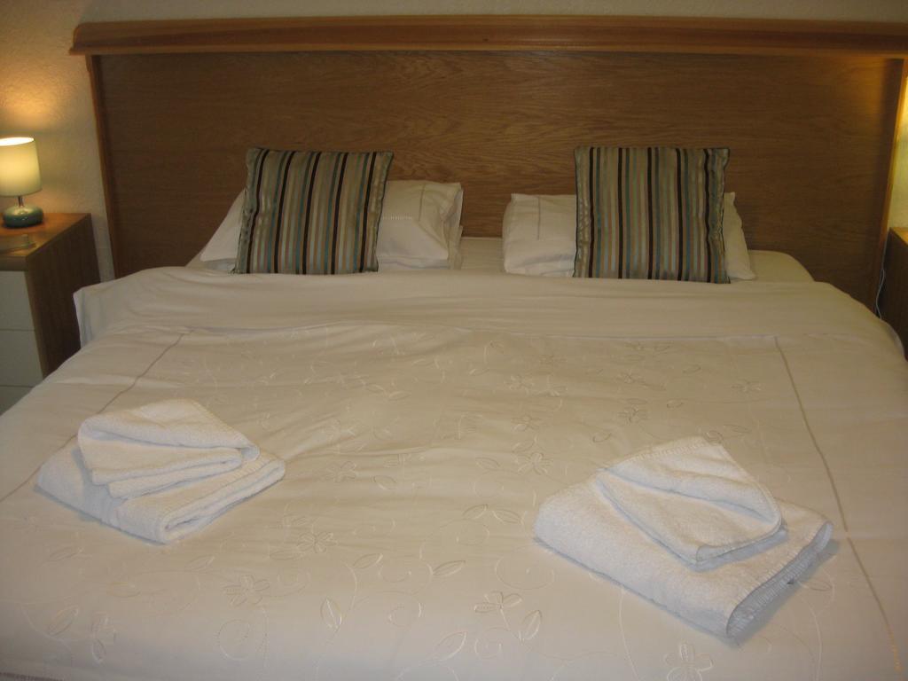 Hotel The Ashmount Rhôs-on-Sea Esterno foto
